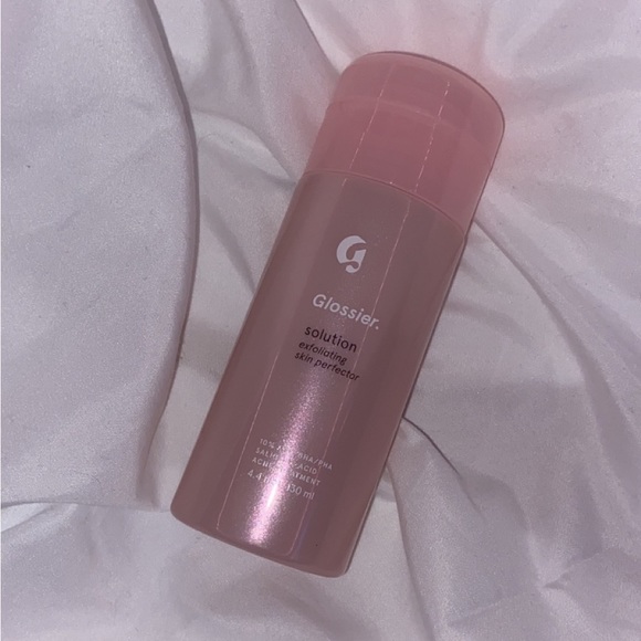 Glossier Solution Exfoliating Toner Skin Perfecter - Picture 1 of 1